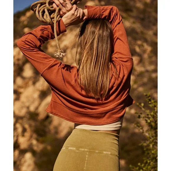 🎉LAST CHANCE🎉 NWT FP Movement Set The Pace Layer Top / Spiced Copper - Picture 2 of 5